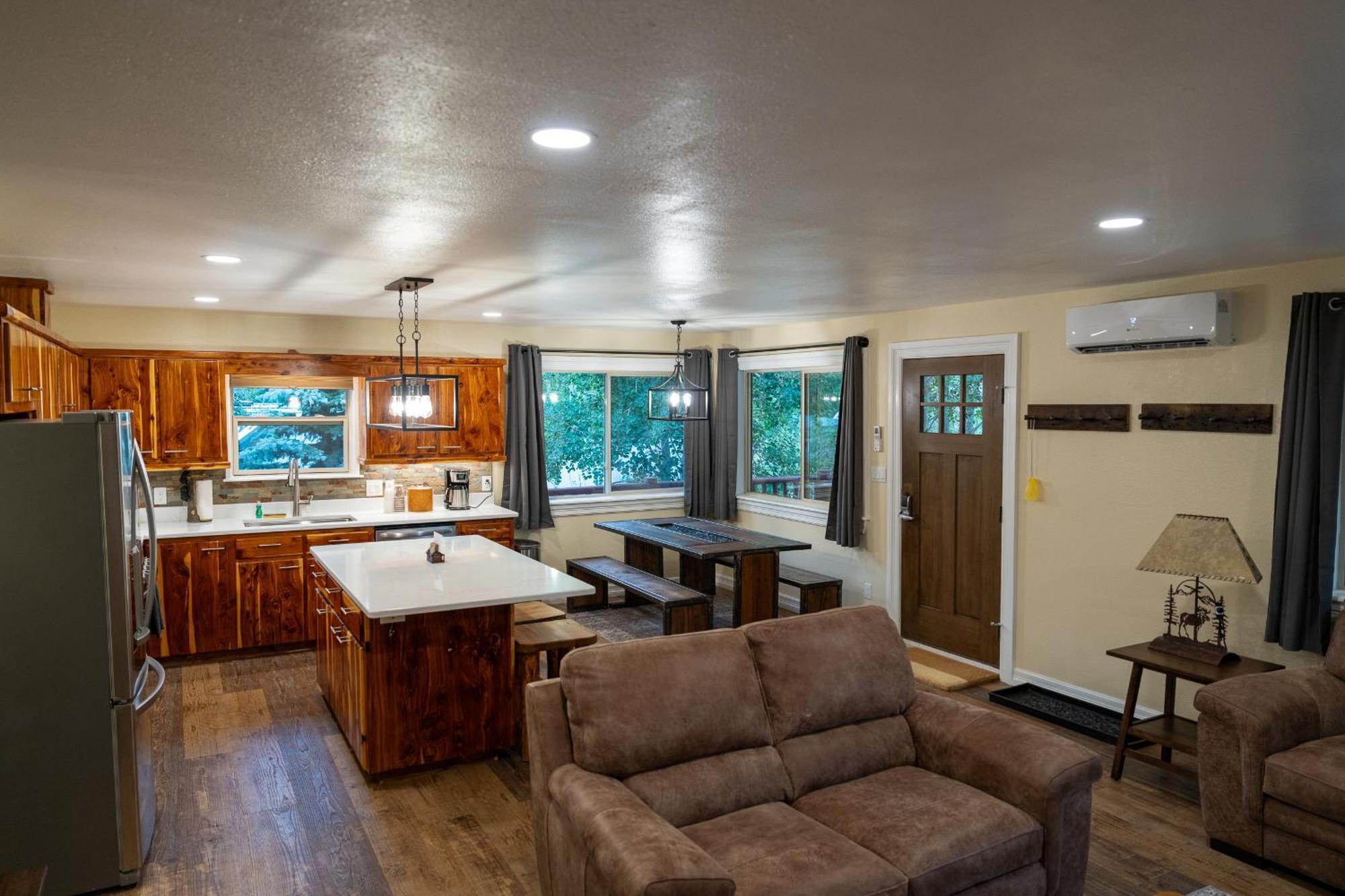 Ouray Riverside Resort - Inn & Cabins 外观 照片